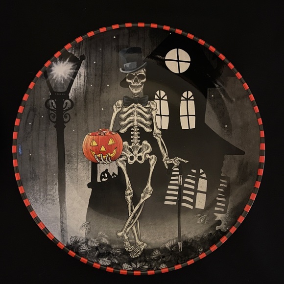 Set of (2) Classy Mr. & Mrs. Skeleton Halloween Plates - Picture 2 of 12